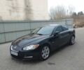 Черный Ягуар ХФ, объемом двигателя 2.97 л и пробегом 250 тыс. км за 7800 $, фото 7 на Automoto.ua