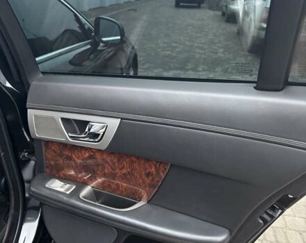 Черный Ягуар ХФ, объемом двигателя 2.99 л и пробегом 177 тыс. км за 12700 $, фото 14 на Automoto.ua