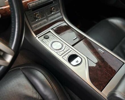 Черный Ягуар ХФ, объемом двигателя 2.99 л и пробегом 177 тыс. км за 12700 $, фото 9 на Automoto.ua