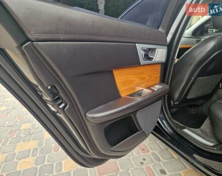 Черный Ягуар ХФ, объемом двигателя 2.2 л и пробегом 269 тыс. км за 13999 $, фото 46 на Automoto.ua