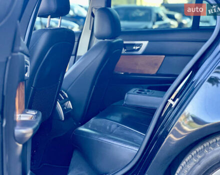 Черный Ягуар ХФ, объемом двигателя 2.97 л и пробегом 202 тыс. км за 9700 $, фото 17 на Automoto.ua