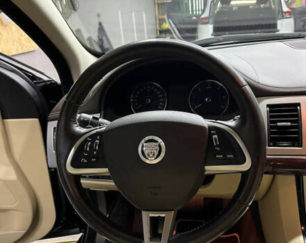 Черный Ягуар ХФ, объемом двигателя 2.18 л и пробегом 205 тыс. км за 12700 $, фото 3 на Automoto.ua