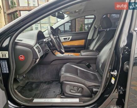 Черный Ягуар ХФ, объемом двигателя 2.2 л и пробегом 269 тыс. км за 14800 $, фото 28 на Automoto.ua