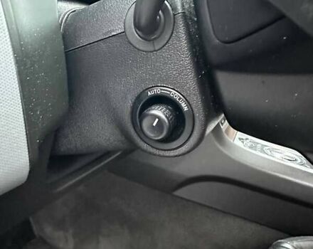 Черный Ягуар ХФ, объемом двигателя 2.97 л и пробегом 282 тыс. км за 9500 $, фото 10 на Automoto.ua