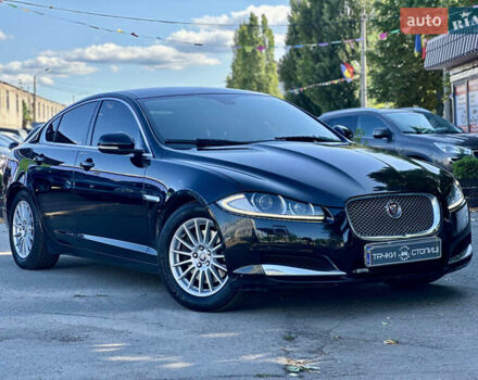 Черный Ягуар ХФ, объемом двигателя 2.97 л и пробегом 202 тыс. км за 9700 $, фото 6 на Automoto.ua