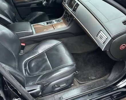 Черный Ягуар ХФ, объемом двигателя 2.97 л и пробегом 282 тыс. км за 9500 $, фото 16 на Automoto.ua