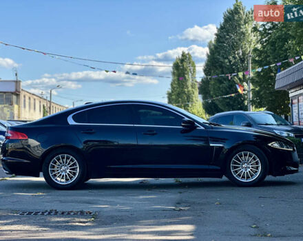 Черный Ягуар ХФ, объемом двигателя 2.97 л и пробегом 202 тыс. км за 9700 $, фото 5 на Automoto.ua