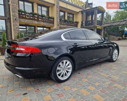 Черный Ягуар ХФ, объемом двигателя 2.2 л и пробегом 269 тыс. км за 13999 $, фото 18 на Automoto.ua