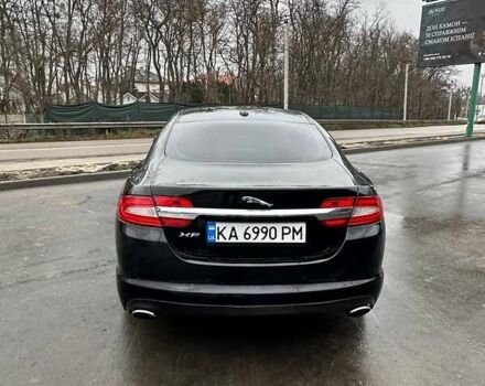 Черный Ягуар ХФ, объемом двигателя 2.97 л и пробегом 282 тыс. км за 9500 $, фото 5 на Automoto.ua