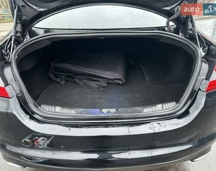 Черный Ягуар ХФ, объемом двигателя 2.97 л и пробегом 282 тыс. км за 9500 $, фото 14 на Automoto.ua