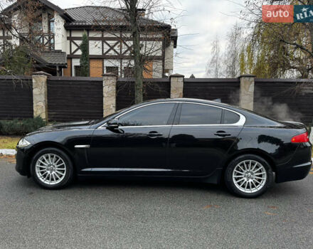 Черный Ягуар ХФ, объемом двигателя 2.18 л и пробегом 147 тыс. км за 10700 $, фото 2 на Automoto.ua