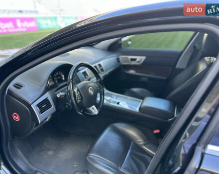 Чорний Ягуар ХФ, об'ємом двигуна 2.18 л та пробігом 208 тис. км за 13900 $, фото 24 на Automoto.ua