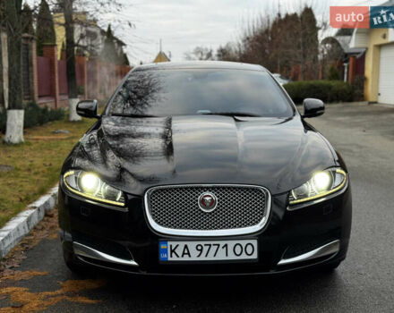 Черный Ягуар ХФ, объемом двигателя 2.18 л и пробегом 147 тыс. км за 10700 $, фото 5 на Automoto.ua