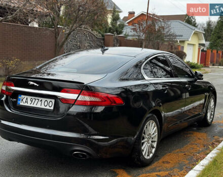 Черный Ягуар ХФ, объемом двигателя 2.18 л и пробегом 147 тыс. км за 10700 $, фото 6 на Automoto.ua