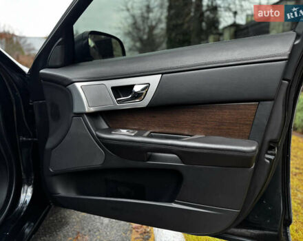 Черный Ягуар ХФ, объемом двигателя 2.18 л и пробегом 147 тыс. км за 10700 $, фото 22 на Automoto.ua