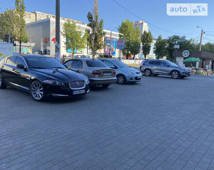 Чорний Ягуар ХФ, об'ємом двигуна 2 л та пробігом 124 тис. км за 15000 $, фото 8 на Automoto.ua
