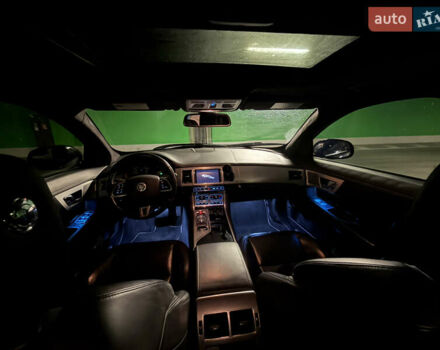 Черный Ягуар ХФ, объемом двигателя 3 л и пробегом 89 тыс. км за 14700 $, фото 12 на Automoto.ua