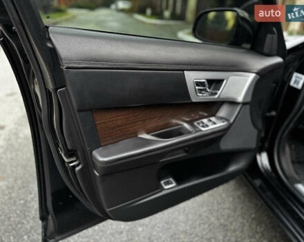 Черный Ягуар ХФ, объемом двигателя 2.18 л и пробегом 147 тыс. км за 10700 $, фото 14 на Automoto.ua