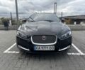 Черный Ягуар ХФ, объемом двигателя 2.2 л и пробегом 144 тыс. км за 10650 $, фото 2 на Automoto.ua