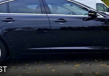 Черный Ягуар ХФ, объемом двигателя 2 л и пробегом 129 тыс. км за 16200 $, фото 5 на Automoto.ua