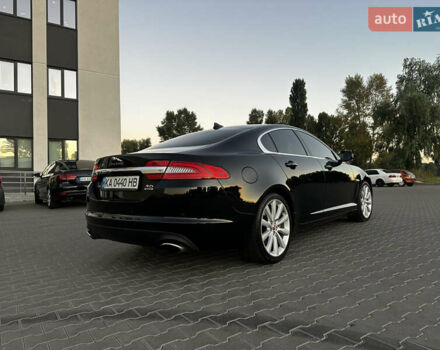 Черный Ягуар ХФ, объемом двигателя 3 л и пробегом 94 тыс. км за 12999 $, фото 3 на Automoto.ua