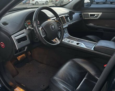 Черный Ягуар ХФ, объемом двигателя 3 л и пробегом 94 тыс. км за 12999 $, фото 11 на Automoto.ua