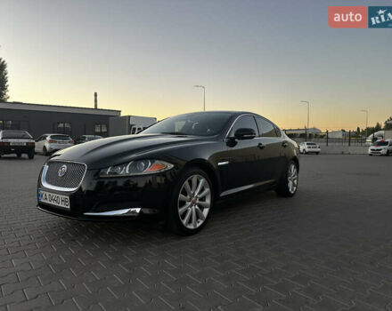 Черный Ягуар ХФ, объемом двигателя 3 л и пробегом 94 тыс. км за 12999 $, фото 1 на Automoto.ua