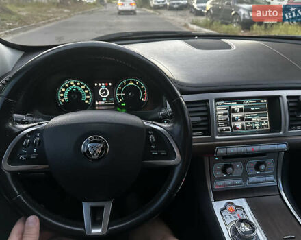 Черный Ягуар ХФ, объемом двигателя 3 л и пробегом 94 тыс. км за 12999 $, фото 14 на Automoto.ua