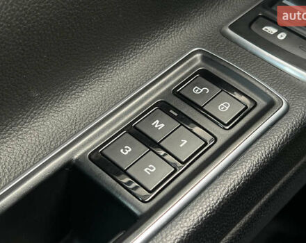 Чорний Ягуар ХФ, об'ємом двигуна 3 л та пробігом 177 тис. км за 16750 $, фото 18 на Automoto.ua