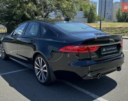 Черный Ягуар ХФ, объемом двигателя 3 л и пробегом 107 тыс. км за 16200 $, фото 5 на Automoto.ua