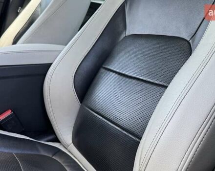 Черный Ягуар ХФ, объемом двигателя 3 л и пробегом 107 тыс. км за 16200 $, фото 28 на Automoto.ua