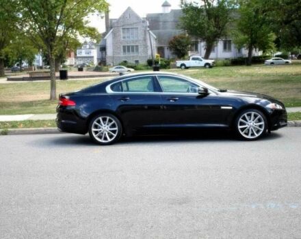 Черный Ягуар ХФ, объемом двигателя 3 л и пробегом 80 тыс. км за 14000 $, фото 6 на Automoto.ua