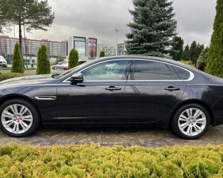 Черный Ягуар ХФ, объемом двигателя 3 л и пробегом 177 тыс. км за 16750 $, фото 3 на Automoto.ua