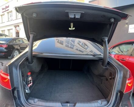 Чорний Ягуар ХФ, об'ємом двигуна 3 л та пробігом 177 тис. км за 18500 $, фото 5 на Automoto.ua