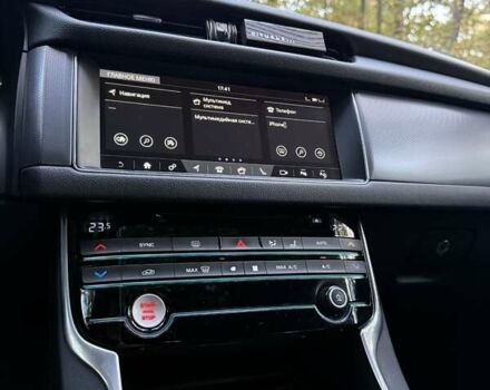 Чорний Ягуар ХФ, об'ємом двигуна 2 л та пробігом 110 тис. км за 20000 $, фото 9 на Automoto.ua