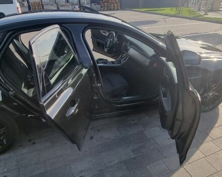 Чорний Ягуар ХФ, об'ємом двигуна 2 л та пробігом 175 тис. км за 20000 $, фото 15 на Automoto.ua