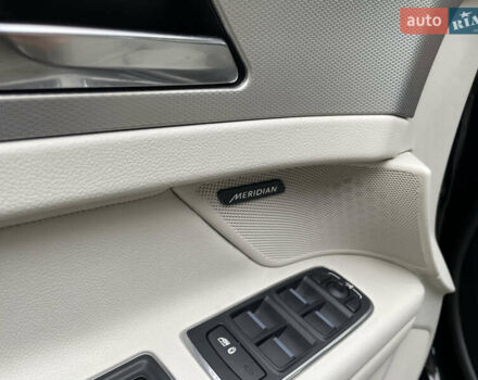 Чорний Ягуар ХФ, об'ємом двигуна 3 л та пробігом 71 тис. км за 17000 $, фото 5 на Automoto.ua