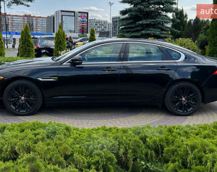 Черный Ягуар ХФ, объемом двигателя 3 л и пробегом 70 тыс. км за 17600 $, фото 3 на Automoto.ua