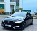 Черный Ягуар ХФ, объемом двигателя 2 л и пробегом 100 тыс. км за 22000 $, фото 1 на Automoto.ua