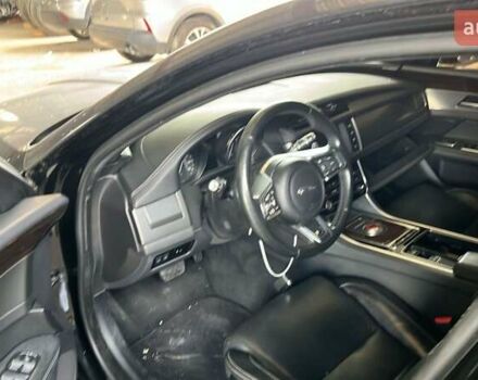 Черный Ягуар ХФ, объемом двигателя 3 л и пробегом 179 тыс. км за 22000 $, фото 1 на Automoto.ua