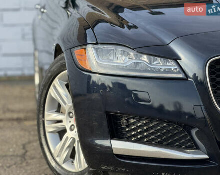 Черный Ягуар ХФ, объемом двигателя 3 л и пробегом 181 тыс. км за 17500 $, фото 3 на Automoto.ua