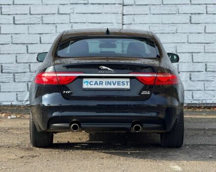 Чорний Ягуар ХФ, об'ємом двигуна 3 л та пробігом 181 тис. км за 17500 $, фото 6 на Automoto.ua