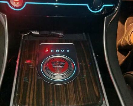 Черный Ягуар ХФ, объемом двигателя 3 л и пробегом 179 тыс. км за 22000 $, фото 5 на Automoto.ua