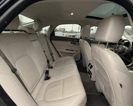 Черный Ягуар ХФ, объемом двигателя 3 л и пробегом 148 тыс. км за 18700 $, фото 4 на Automoto.ua