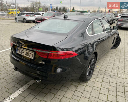 Чорний Ягуар ХФ, об'ємом двигуна 3 л та пробігом 71 тис. км за 17000 $, фото 2 на Automoto.ua