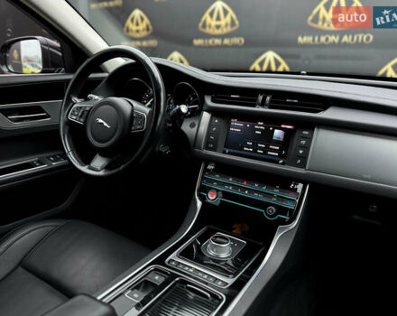 Черный Ягуар ХФ, объемом двигателя 2 л и пробегом 113 тыс. км за 17600 $, фото 16 на Automoto.ua