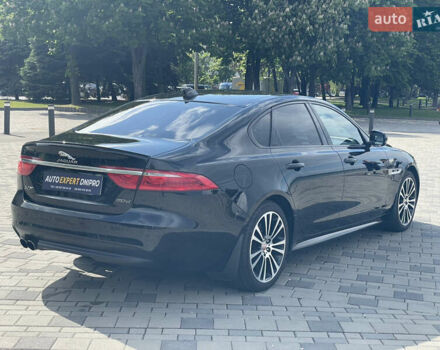 Черный Ягуар ХФ, объемом двигателя 2 л и пробегом 97 тыс. км за 19300 $, фото 10 на Automoto.ua