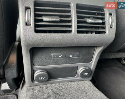 Черный Ягуар ХФ, объемом двигателя 3 л и пробегом 181 тыс. км за 17500 $, фото 28 на Automoto.ua