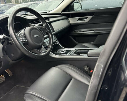 Чорний Ягуар ХФ, об'ємом двигуна 2 л та пробігом 123 тис. км за 19900 $, фото 6 на Automoto.ua