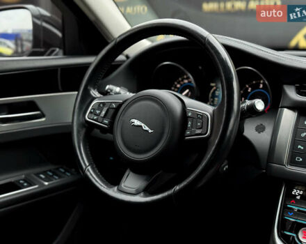 Черный Ягуар ХФ, объемом двигателя 2 л и пробегом 113 тыс. км за 17600 $, фото 15 на Automoto.ua